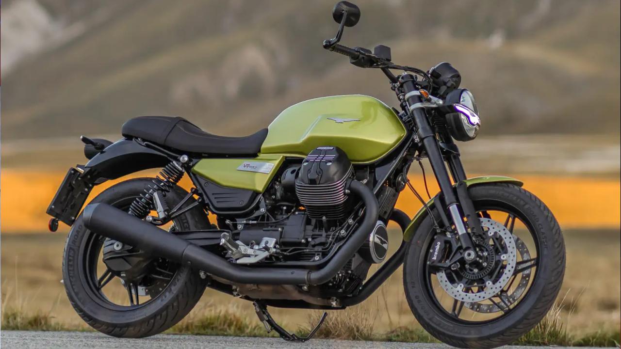 2025 Moto Guzzi V7: Modern Retro Cruiser with Powerful Engine & Classic Italian Style